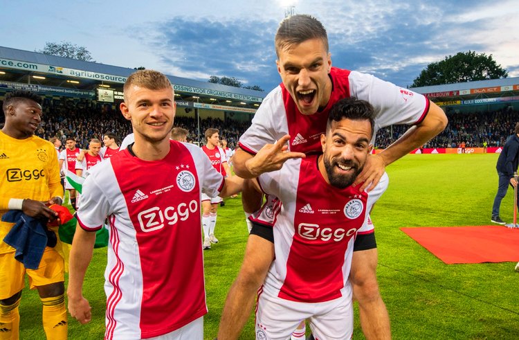 联起全队 联起全队